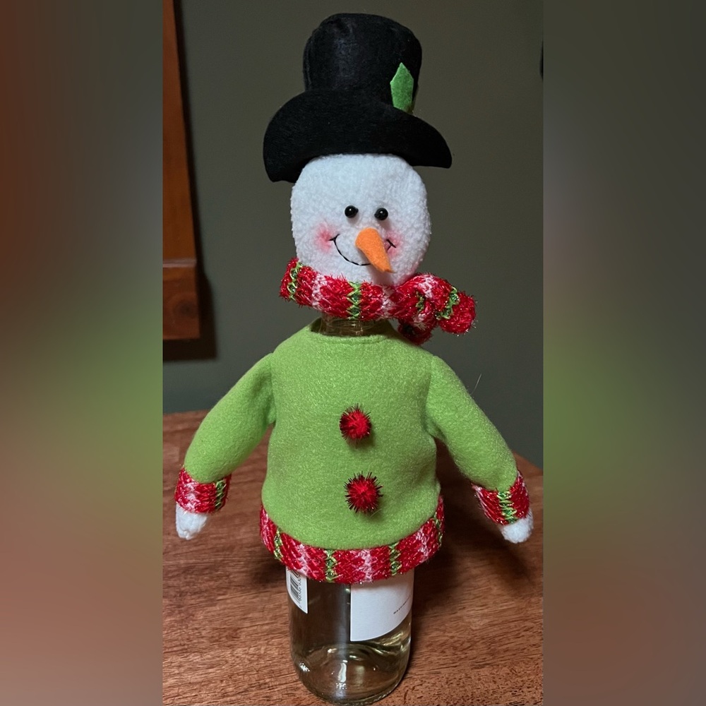 Wine bottle topper.  2 piece, perfect for a hostess gift